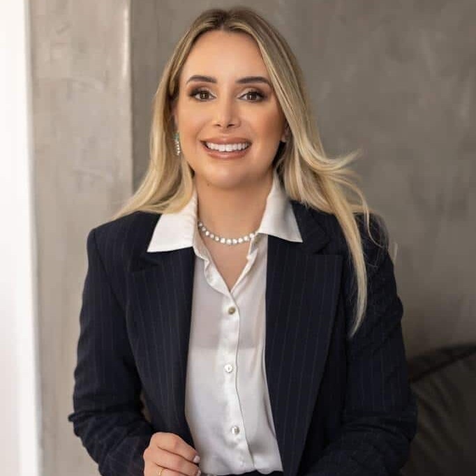 Dra. Fernanda Gehm