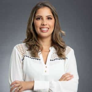 Dra. Victória Lopes