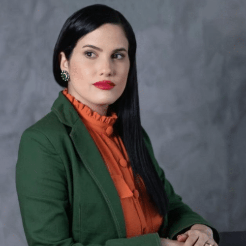 Dra. Bárbara Aguiar